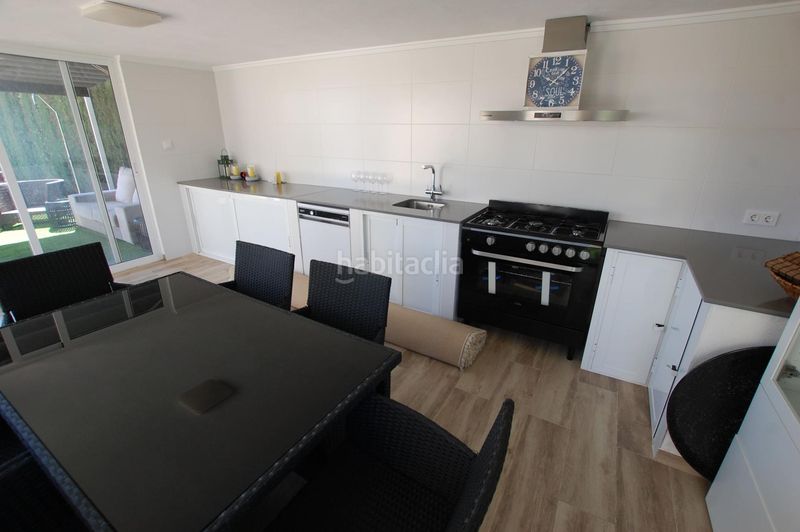 Foto e551c345-7a8a-4786-b51f-ee8b2a51ec1e. Casa a Rojales