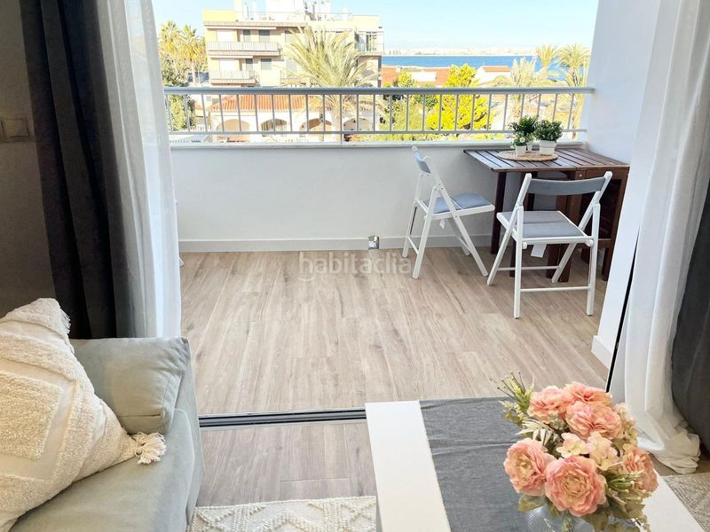 Foto f44d73cb-602c-4643-b461-907224bb28e3. Apartament a Punta Prima Torrevieja