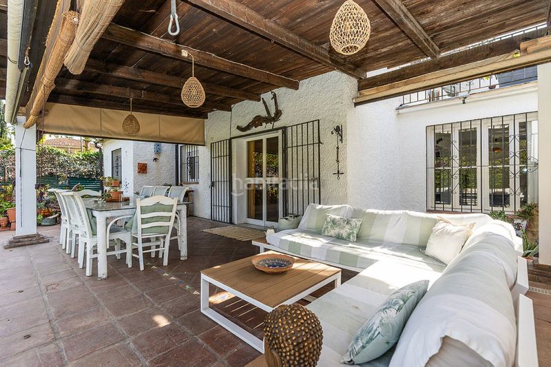 Foto 210b800d-5a08-4efa-a849-ba46617f2eaf. Casa a Río Real Marbella