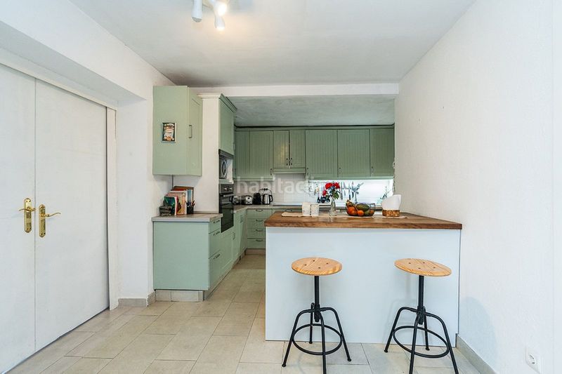 Foto c03114d2-09ea-4cd2-af68-e768a084114c. Casa a Río Real Marbella