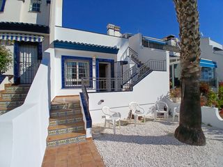 Haus in Villamartín-Las Filipinas