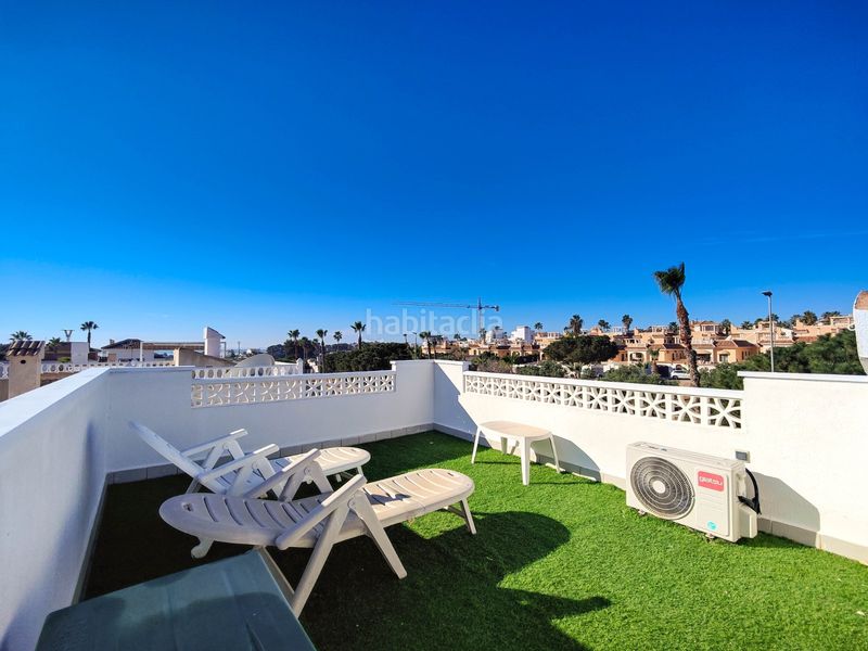 Foto b3a5bb48-67a3-4e11-83d2-9dfa971533a0. Casa amb aparcament a Rojales