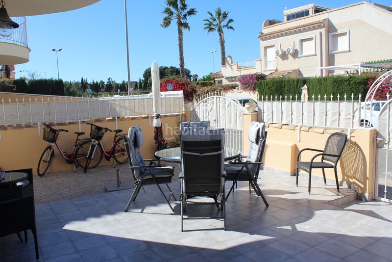 Foto 58463a40-8888-4602-a6b5-cf2c9c5a0ad6. Casa amb aparcament a Los Almendros Orihuela