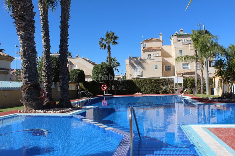 Foto 6e8a7e73-79a8-418d-a72c-06228ff22325. Casa amb aparcament a Los Almendros Orihuela