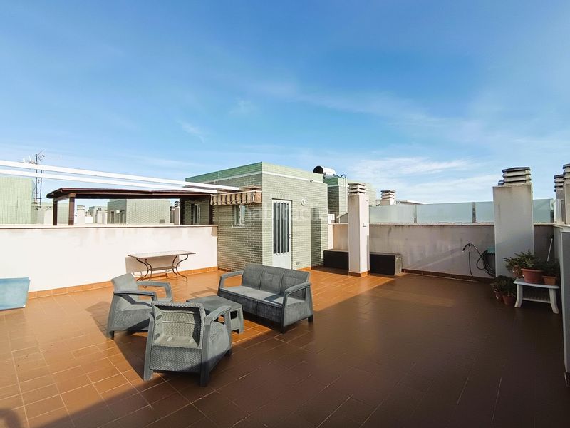 Foto 929cd441-6146-425b-a69b-cd4a8450dfce. Àtic amb aparcament a La Regia Orihuela