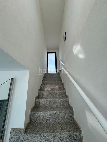 Foto cedfc520-e337-4725-945d-f863a4cc9371. Casa adossada a Bigastro