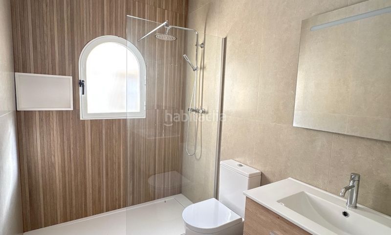 Foto b8080fc2-4af7-4844-b9d3-2345e26ad525. Casa amb piscina a Algorfa