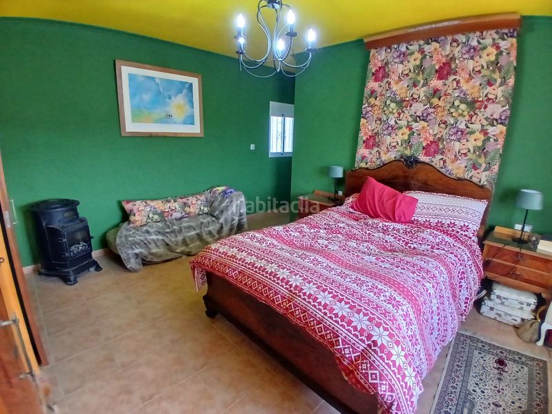 Foto f2aef447-3f63-4efb-bbc8-ae6e096bceb5. Masia amb aparcament a Monòver