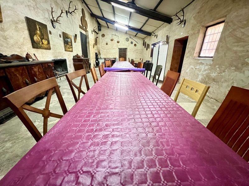 Foto a0297ab7-3723-4a10-b2fe-f089f518821e. Masia amb piscina a Yecla