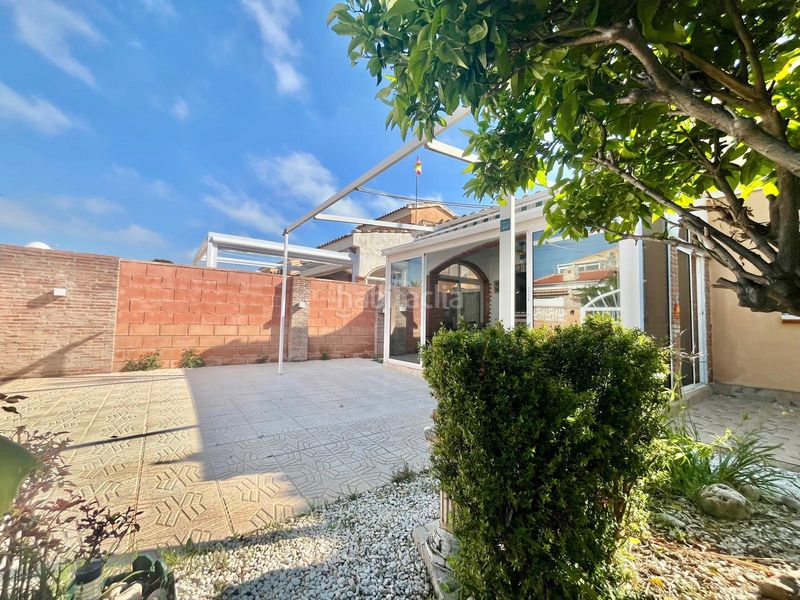 Foto cac4d27b-7678-4b21-b221-d54a7e82150e. Casa a La Florida Orihuela