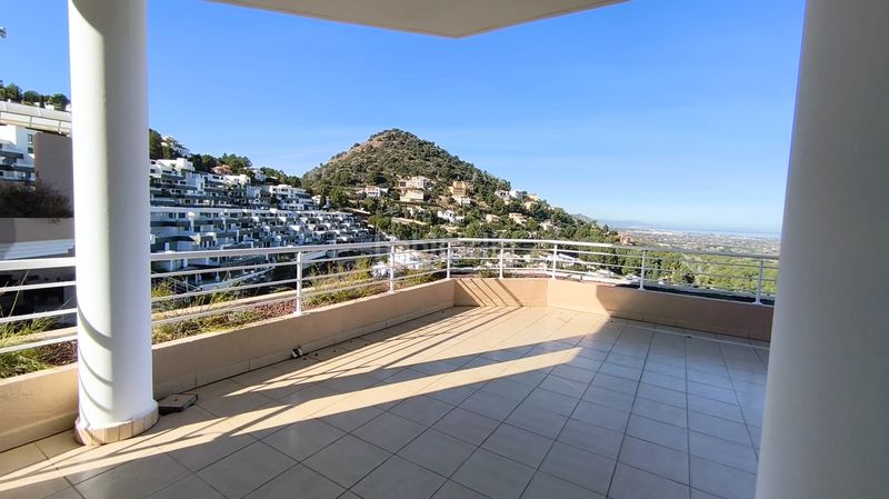 Foto be4980f1-a845-4933-b32b-3c0a333f324b. Àtic amb piscina a La Xara-La Sella Dénia