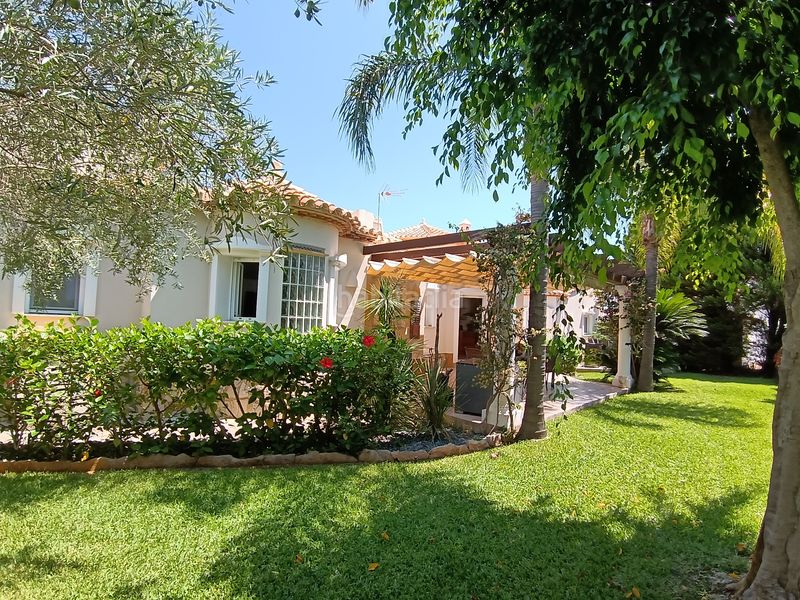 Foto 9663ccca-7ea0-4158-9dcf-0e439bc68a97. Casa amb xemeneia a La Xara-La Sella Dénia