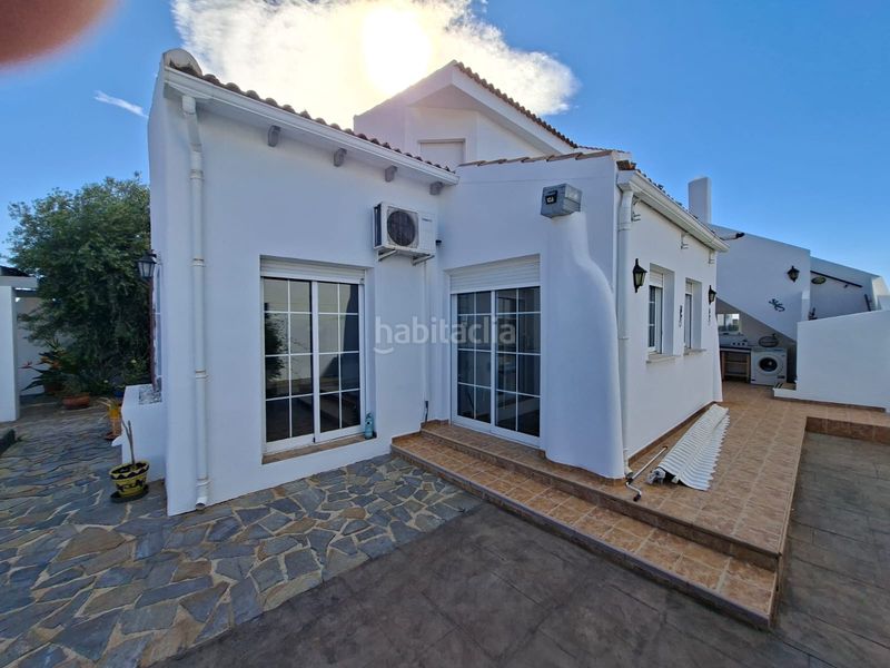 Foto 9cc2c10e-12f5-43e5-8ebd-a7e601724dfc. Casa a Blanca