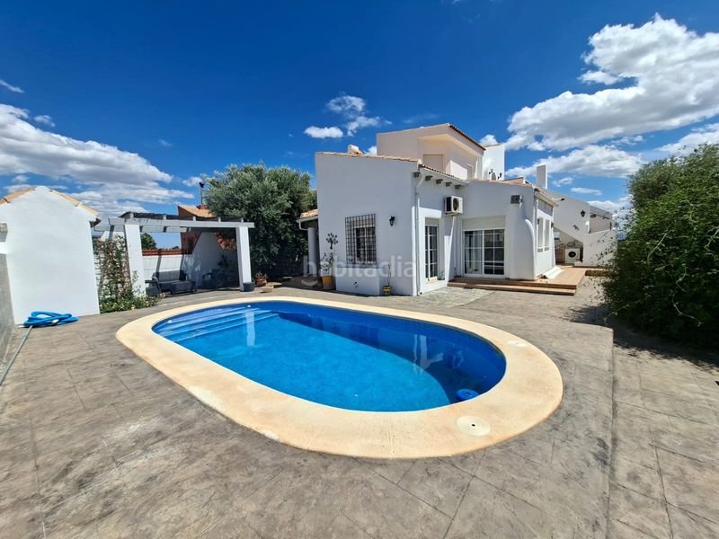 Foto bae718bd-ef61-4d86-988e-1108844d3305. Casa a Blanca