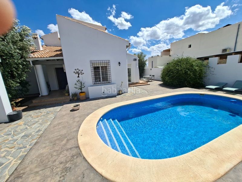 Foto f27dbfdd-7eac-46a2-bff8-5d855d7115bf. Casa a Blanca