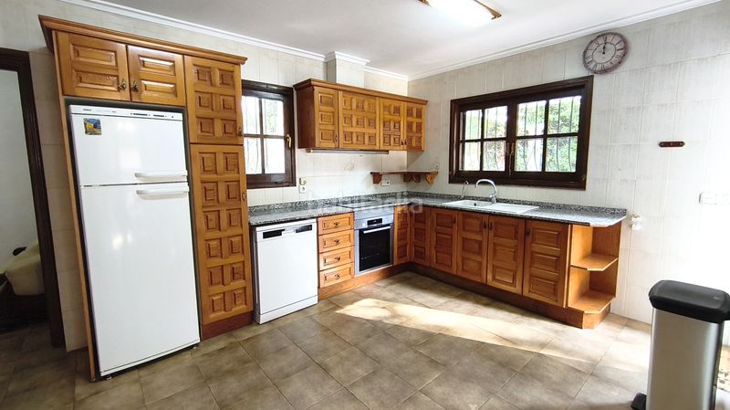 Foto b25d3a54-1159-45f2-b30a-626a4fdb4189. Casa amb xemeneia a La Xara-La Sella Dénia