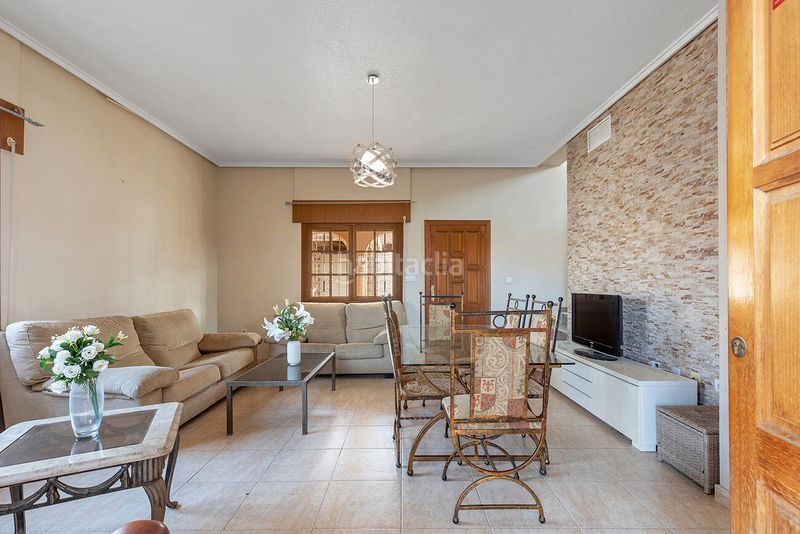 Foto 0b04a665-16ce-47ec-b626-2d8e80d754b8. Casa amb piscina a Almoradí