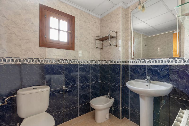 Foto 3ac000c6-2ea1-4746-a149-8e1713bee5b1. Casa amb piscina a Almoradí