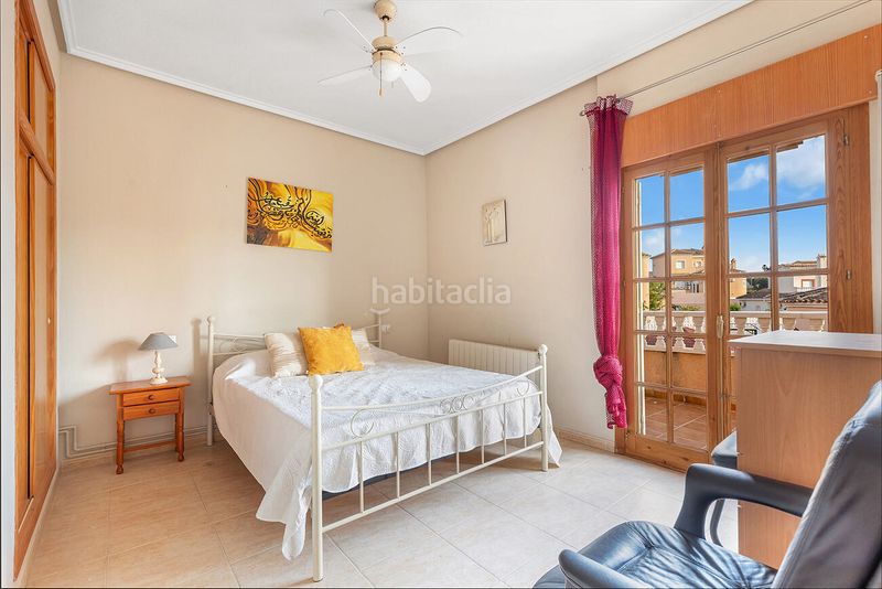 Foto 47a72234-f9e2-4c76-89cf-0d2f37f8fb70. Casa amb piscina a Almoradí