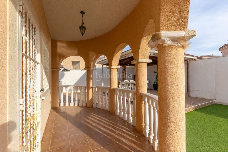 Foto 8d3873cb-eef5-4fdc-b046-dcda93200a9c. Casa amb piscina a Almoradí