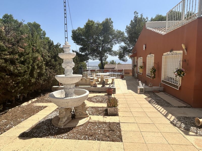 Foto fbe55ebe-78d5-49f6-a1e0-e074b31926a4. Casa en Aledo
