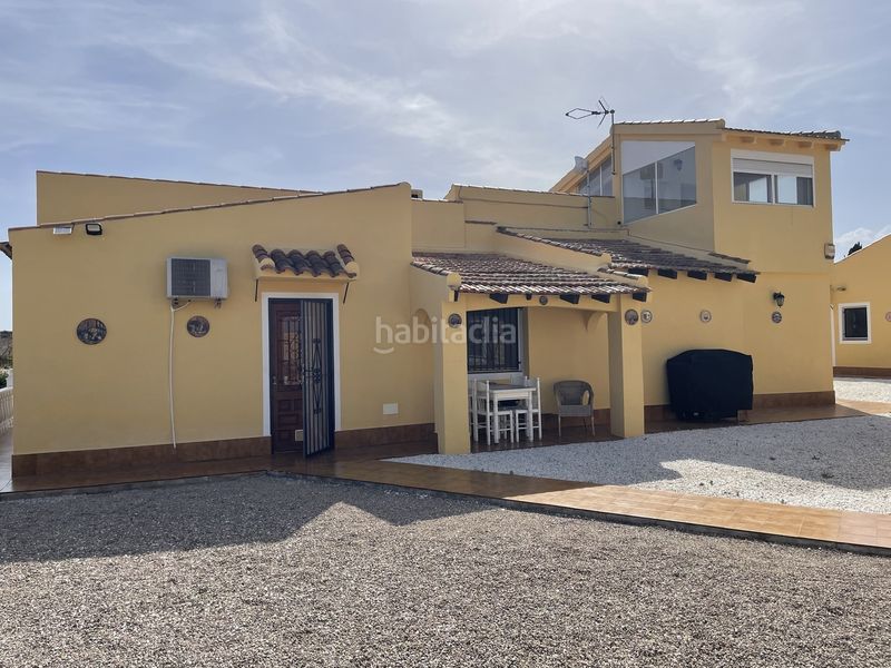 Foto bbb7a4f9-5618-4535-aa9f-cf72e81c5db7. Casa amb piscina a Totana