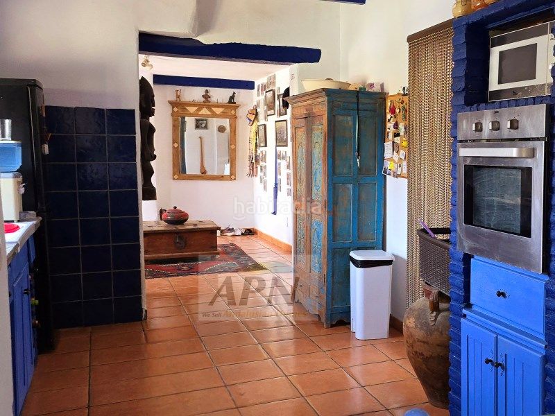 Foto e19a8389-f0bc-42ed-8577-156acd228488. Masia a Álora