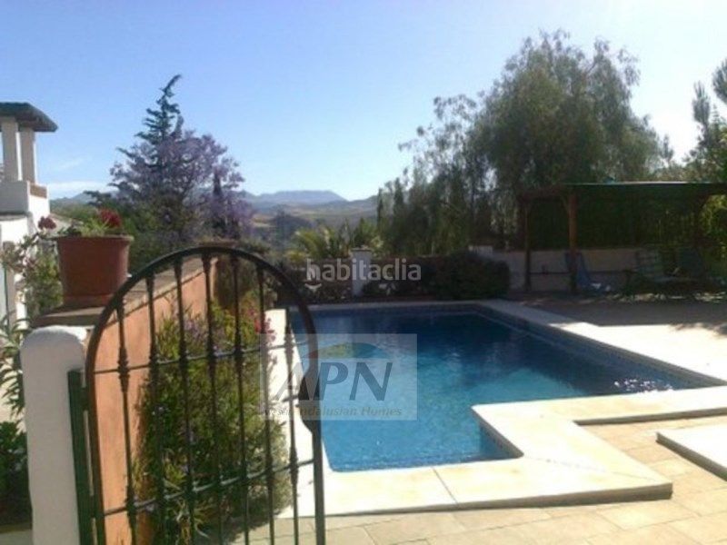Foto 4e590224-464e-4277-ad11-20c2a755b01b. Masia a Álora