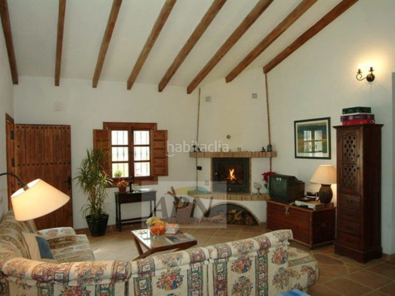 Foto b033d8f5-81da-4c11-86ef-14ef53122154. Masia a Álora