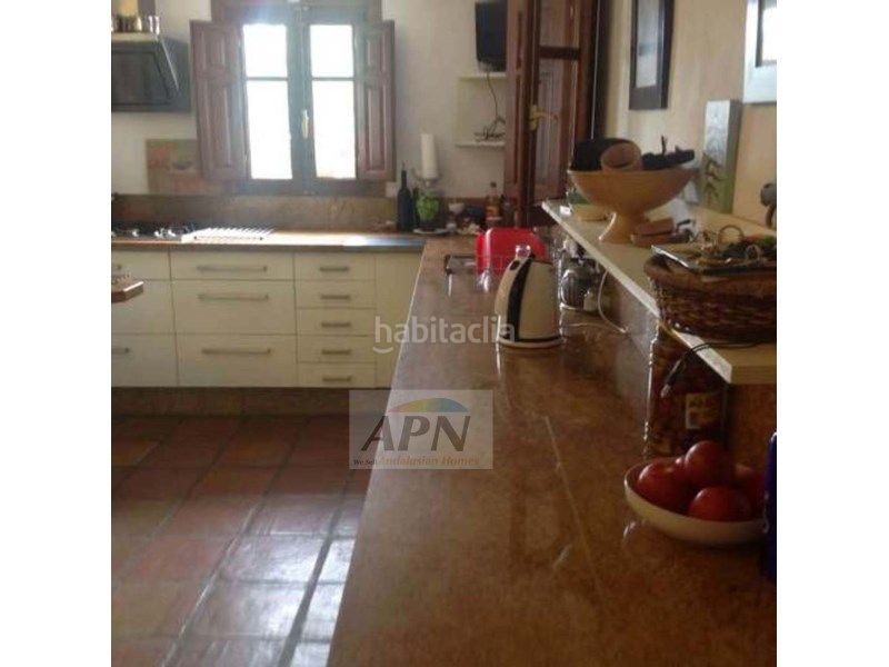 Foto f29a28f3-c0f1-4de4-b8e2-91be5653c71a. Masia a Álora