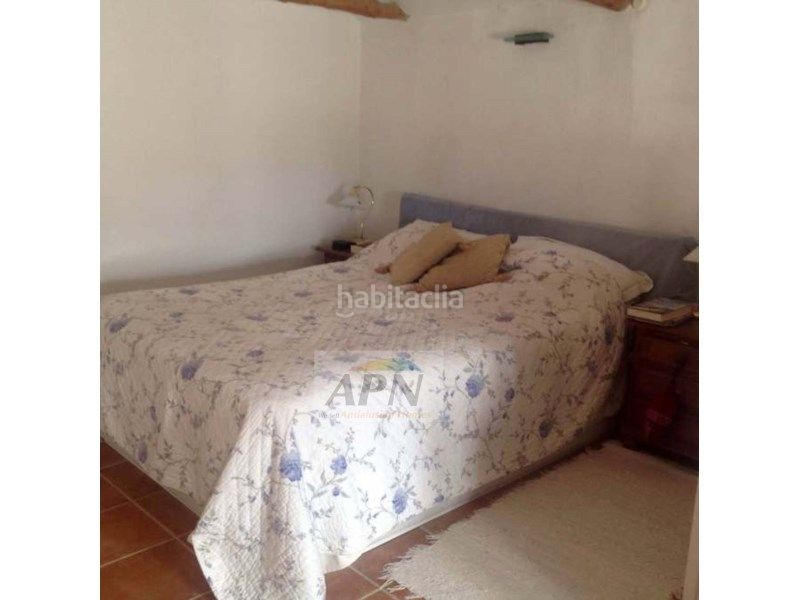Foto f7693df8-9b3d-4f21-b309-2f6d1332f0e5. Masia a Álora