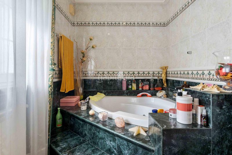 Foto f5b8d93b-bcca-4445-bc41-c3d9fa3cd41e. Casa amb piscina a Cabo Roig Orihuela