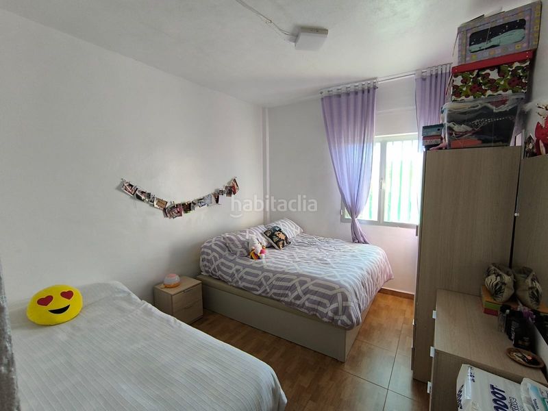 Foto bd41985a-e4f7-4185-9855-03c994f76aef. Masia amb aparcament a Yecla