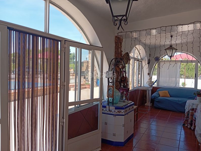 Foto 78c5e572-8d03-4c97-aea5-dd6bf9b57ad2. Casa amb aparcament piscina a Yecla