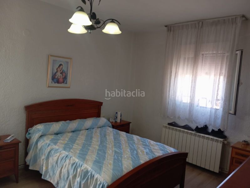 Foto 903ef5f8-c05b-40cc-9d81-c6da0e5c7cf7. Casa amb aparcament piscina a Yecla