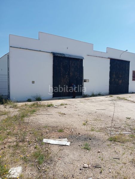Foto c39072d2-2aa9-439d-b3d3-52d7851ea119. Casa amb aparcament piscina a Yecla