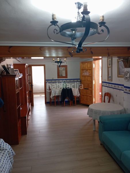 Foto ee7a02c1-1653-4ee3-bc62-342bdf7a11cd. Casa amb aparcament piscina a Yecla