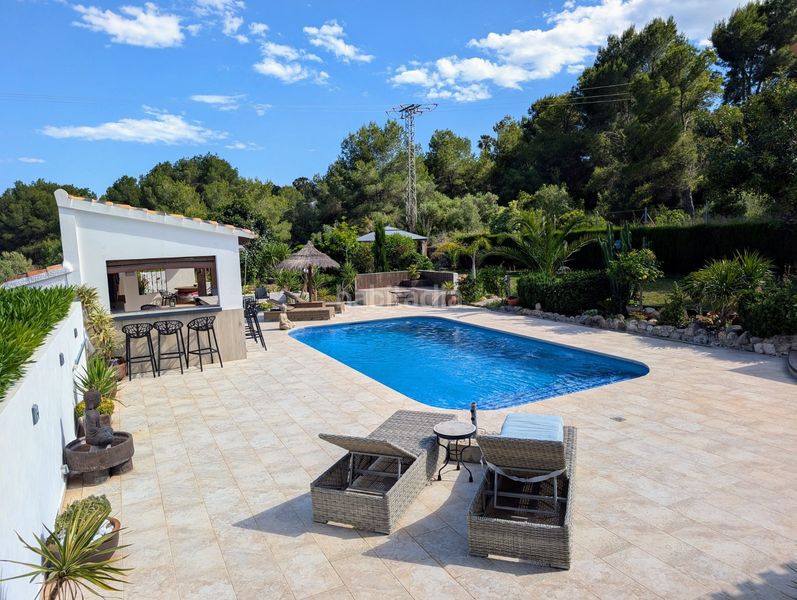 Foto bf8a419c-9563-4037-8c8d-024f0693b564. Casa amb aparcament a Partida Comunes-Adsubia Xàbia