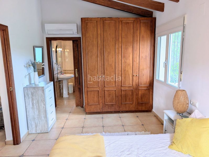 Foto fe425577-aa1f-4131-a2c1-97ab2d6429a4. Casa amb aparcament a Partida Comunes-Adsubia Xàbia