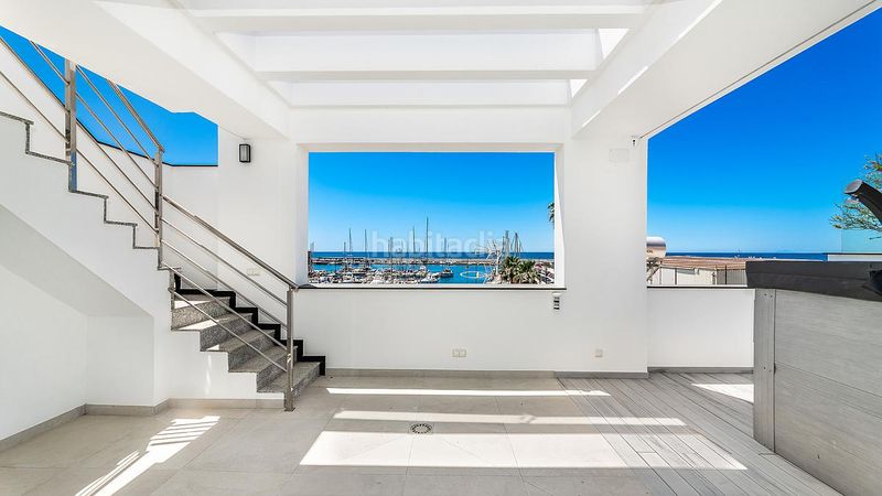 Foto e52b23af-52c5-4a9c-8368-429878f7b700. Casa a Playa Bajadilla - Puertos Marbella