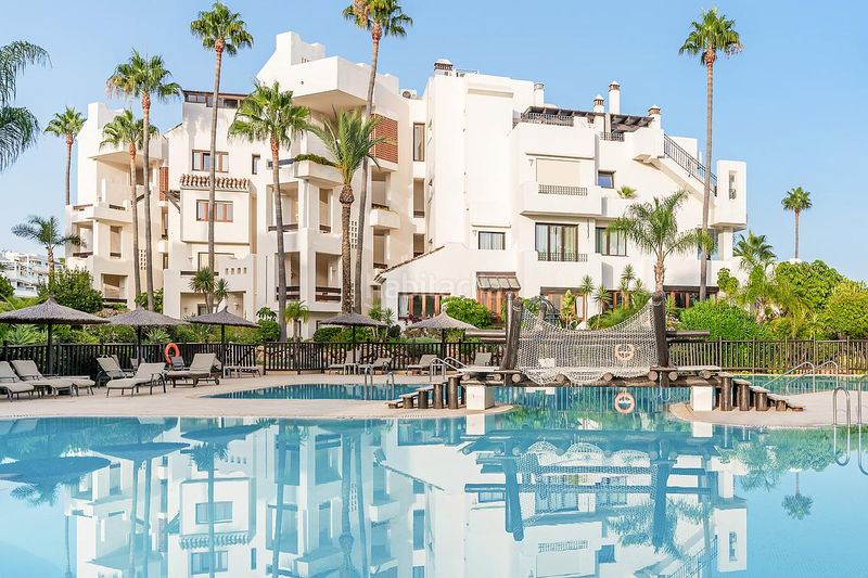 Foto b9f570df-aa7a-4d86-9cc6-0ee9c276086a. Apartament a Centro Estepona