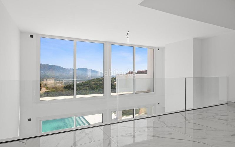Foto c9e33f96-6f21-48c0-a218-548ceebc203f. Casa amb aparcament piscina a La Mairena Ojén
