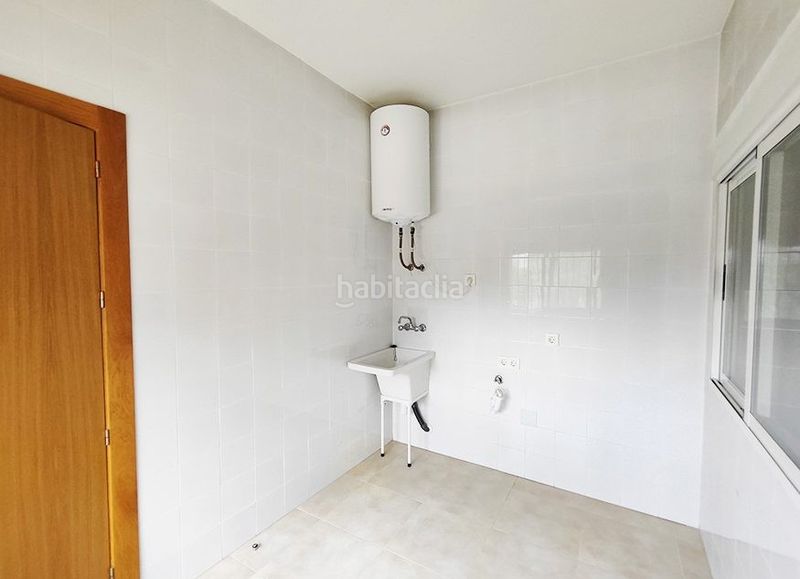 Foto e32e0d94-cda0-4628-9eff-187ef8b41e8e. Casa amb aparcament a Abanilla