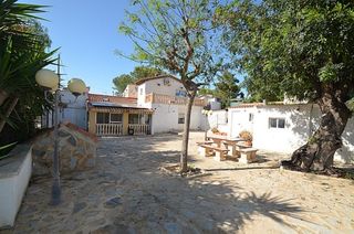Masia a Cañadas de San Pedro