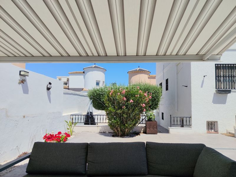 Foto a6b1c310-c677-4be9-837d-165d2f33c7bc. Casa a Jacarilla