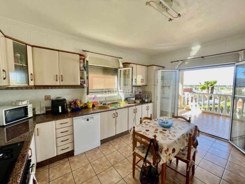 Foto 66877b06-ba48-4bba-9a93-bc3dece069c6. Casa amb aparcament a Pueblo Lucero Rojales