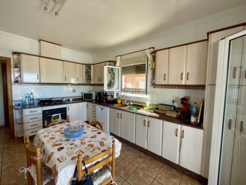 Foto 75d5f46d-ad5b-4b8e-833b-f898cf44b521. Casa amb aparcament a Pueblo Lucero Rojales