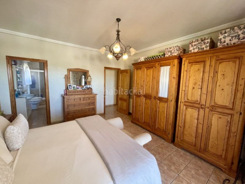 Foto b4d53ab4-141b-4676-a877-f248dd643042. Casa amb aparcament a Pueblo Lucero Rojales
