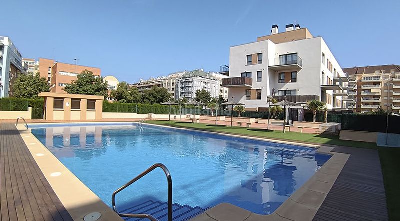 Foto e3af6597-e612-4460-9acd-c9c0e88addb9. Apartament a El Puerto Dénia