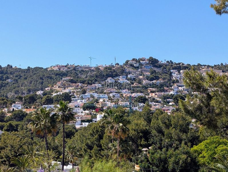 Foto 7189f4e9-de9d-4bff-84c2-bb8781fb1a7c. Casa amb aparcament a Moravit-Cap Blanc Moraira